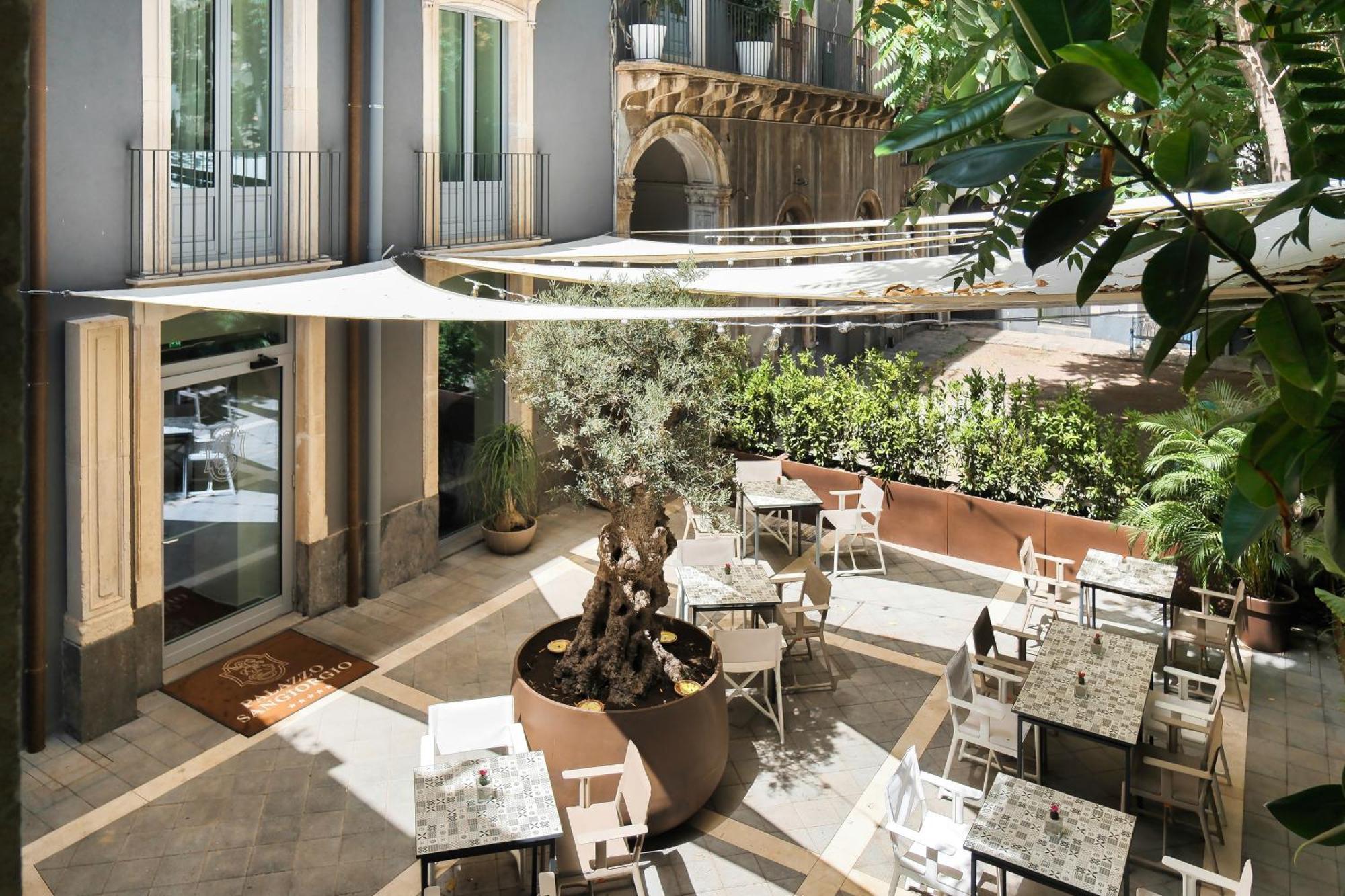ホテル Palazzo Sangiorgio カターニア エクステリア 写真